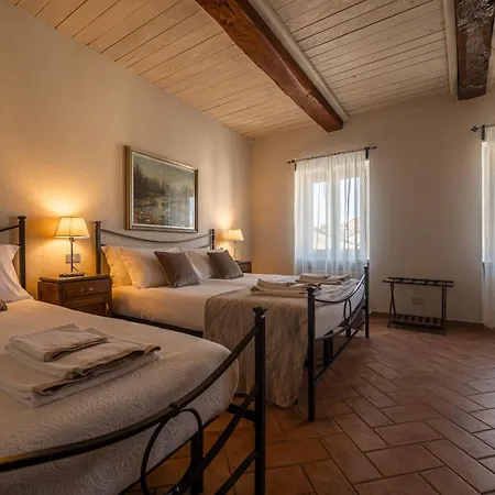 Convino Hotel Castiglione Falletto