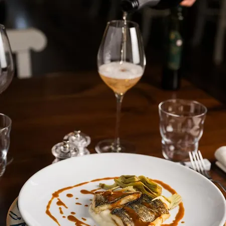 Hotel Convino Castiglione Falletto