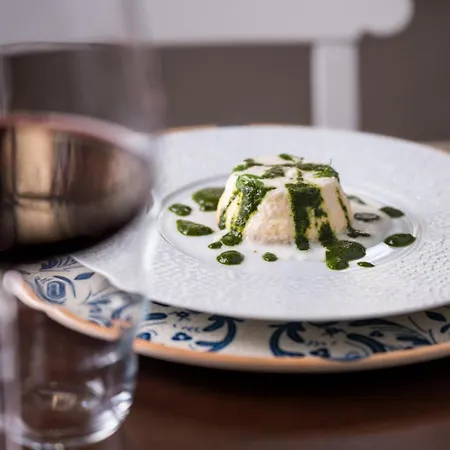 Convino 3* Castiglione Falletto