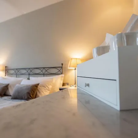 Convino Szálloda Castiglione Falletto