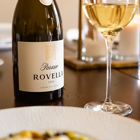 Szálloda Convino Castiglione Falletto